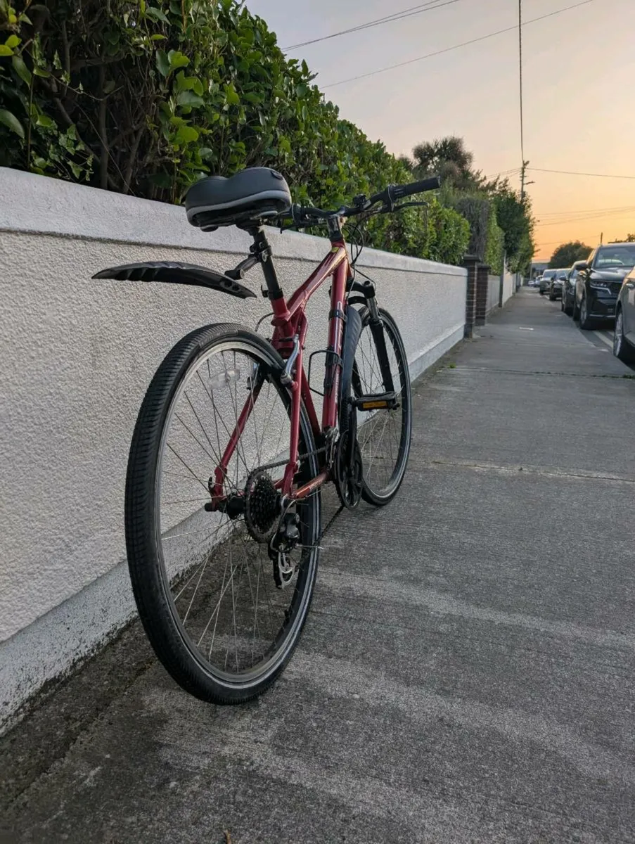GT Legacy bike / bicycle - Image 3