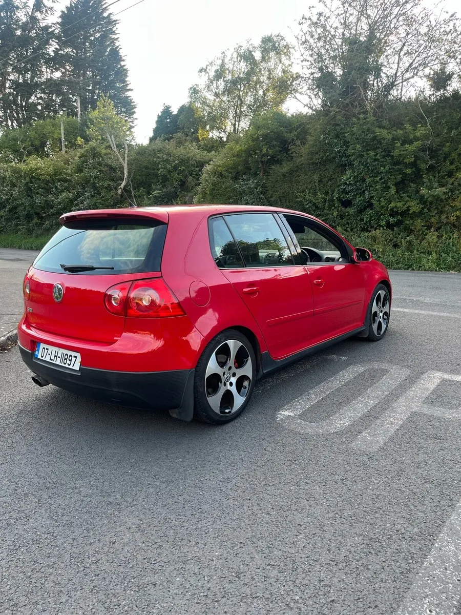 Volkswagen Golf GTI MK5 - Image 4