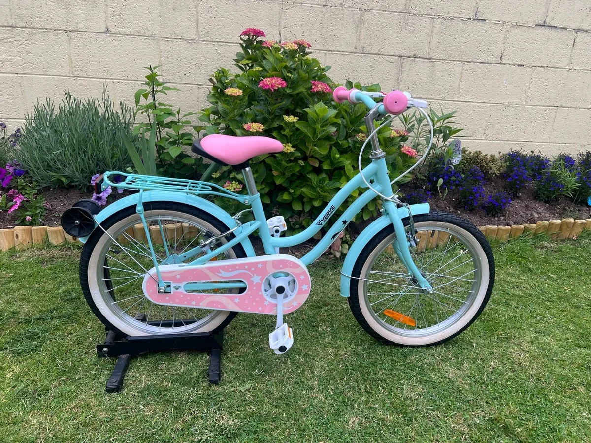 Child’s / Girls Bicycle - Image 1