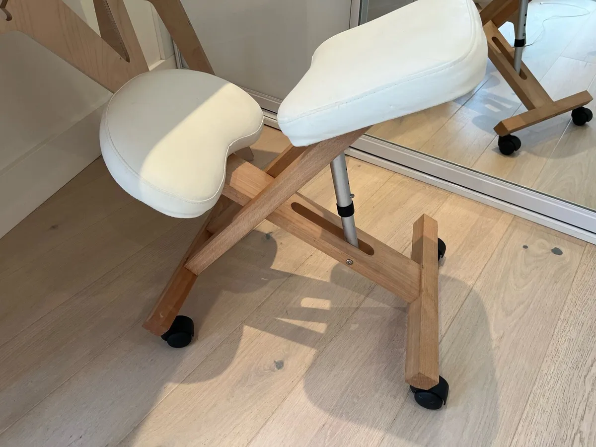 Kneeling Chair - Image 4