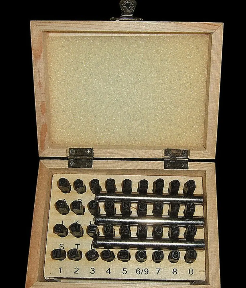 BNIB Steel Punch Set - Image 2
