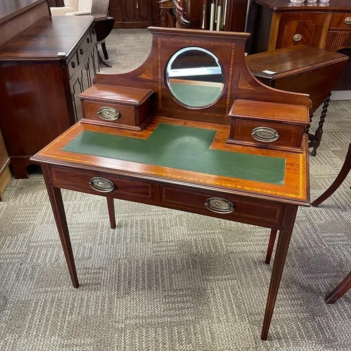 Beautiful Edwardian mahogany ladies' writing table - Image 1
