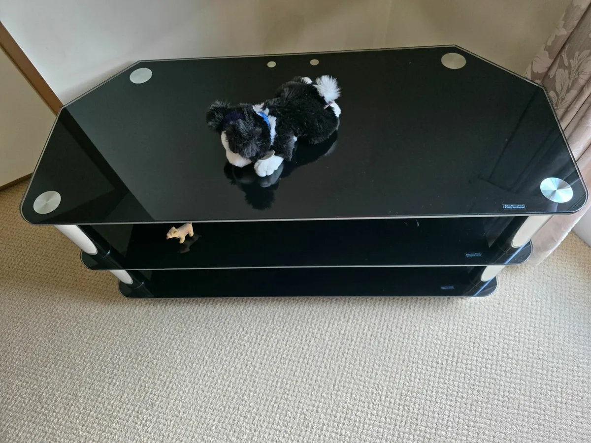 TV Stand - Image 2