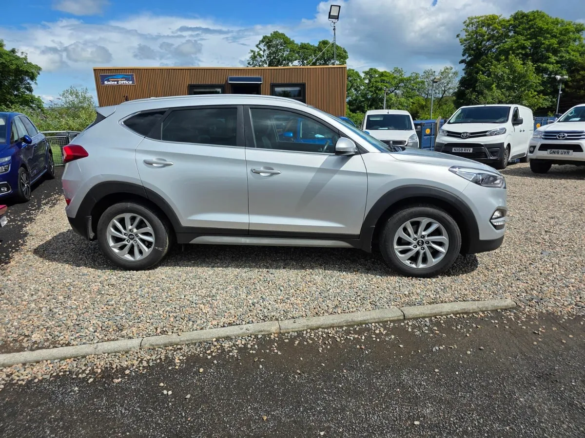 2018 Hyundai Tucson 1.7 Crdi BlueDrive Premium - Image 2