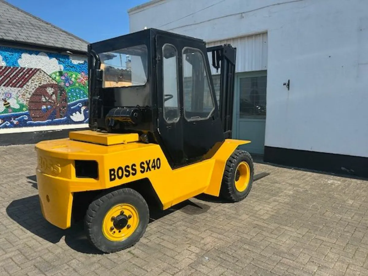 Forklift Lancer Boss Perkins Phaser Engine SX40 - Image 1