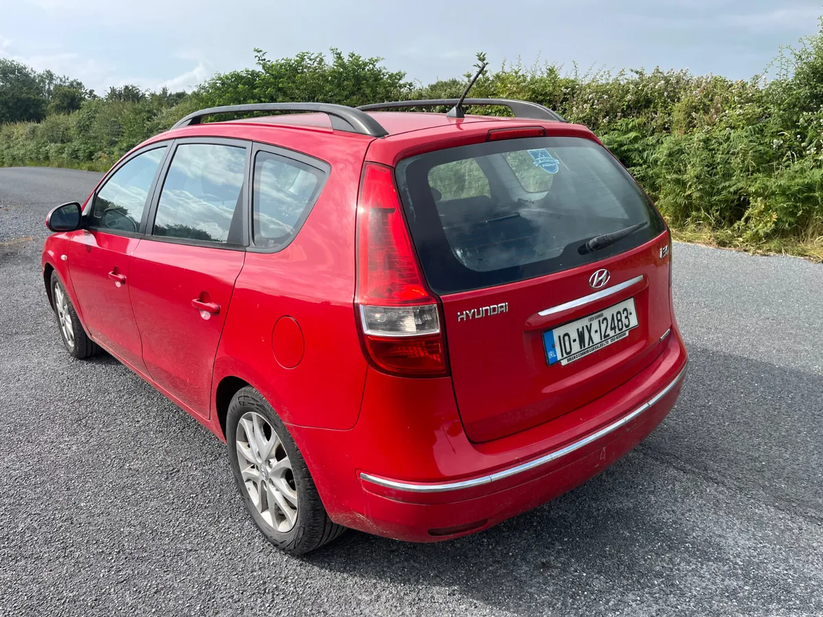 Hyundai i30 2010 - Image 4