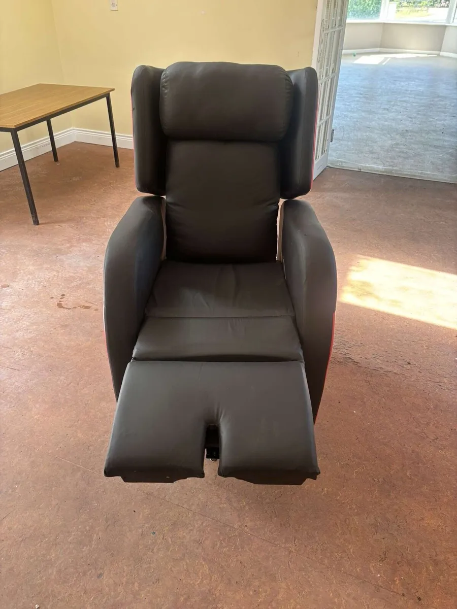 Recliner Chair- medical - Image 1