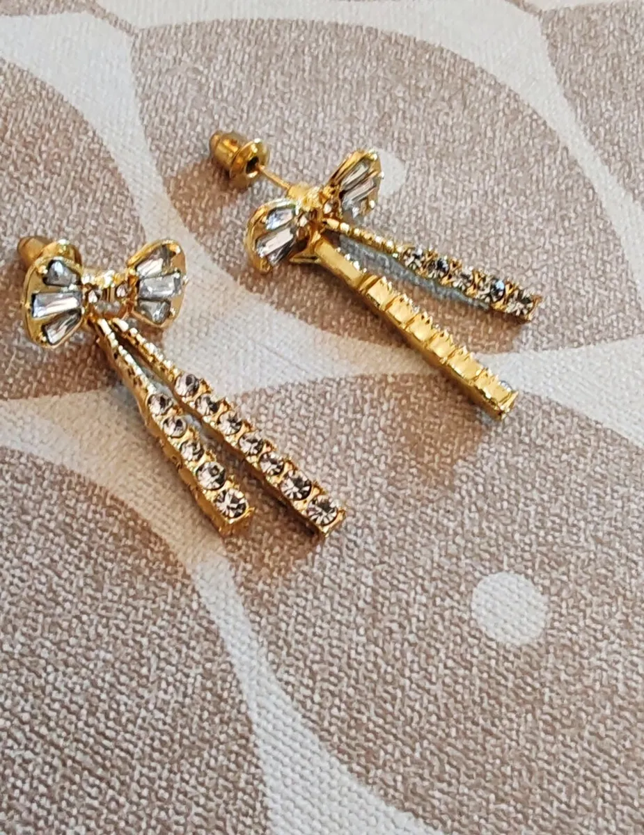 Retro style earrings - Image 1