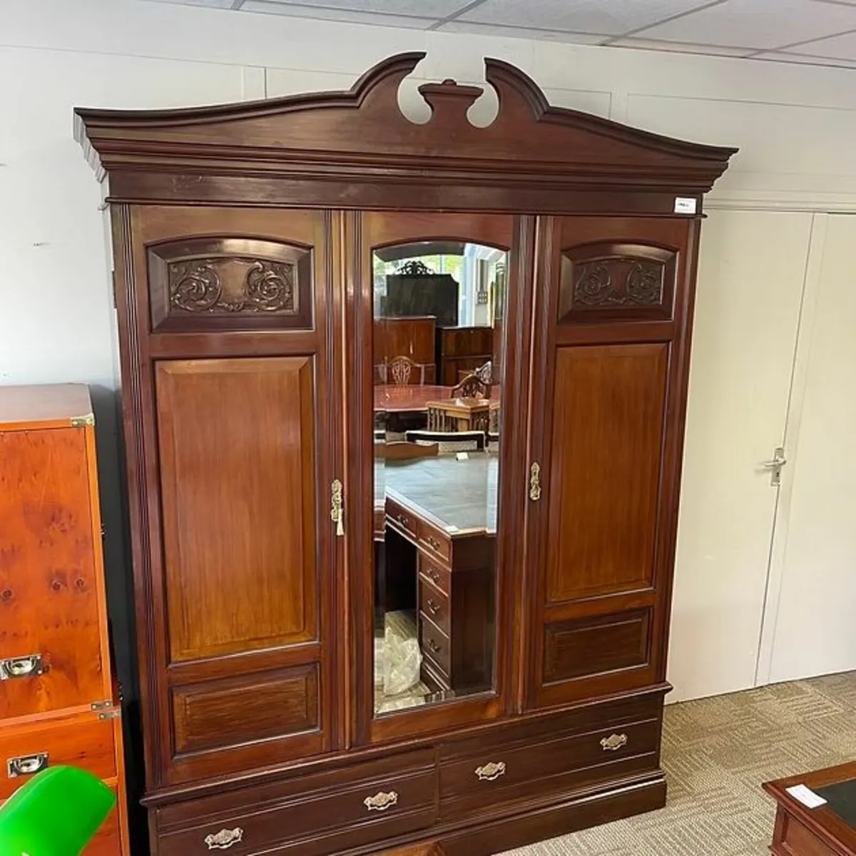 Fabulous mahogany Edwardian double wardrobe. Brass - Image 1