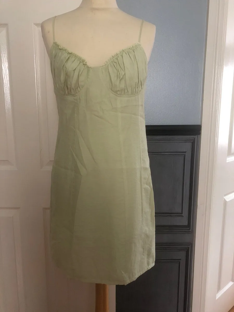 Ladies dress - Image 1