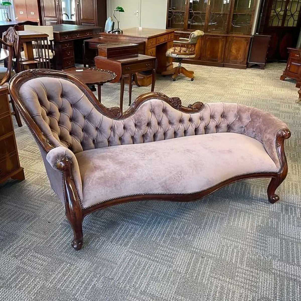 Fabulous Victorian crushed coffee velvet chaise lo - Image 1