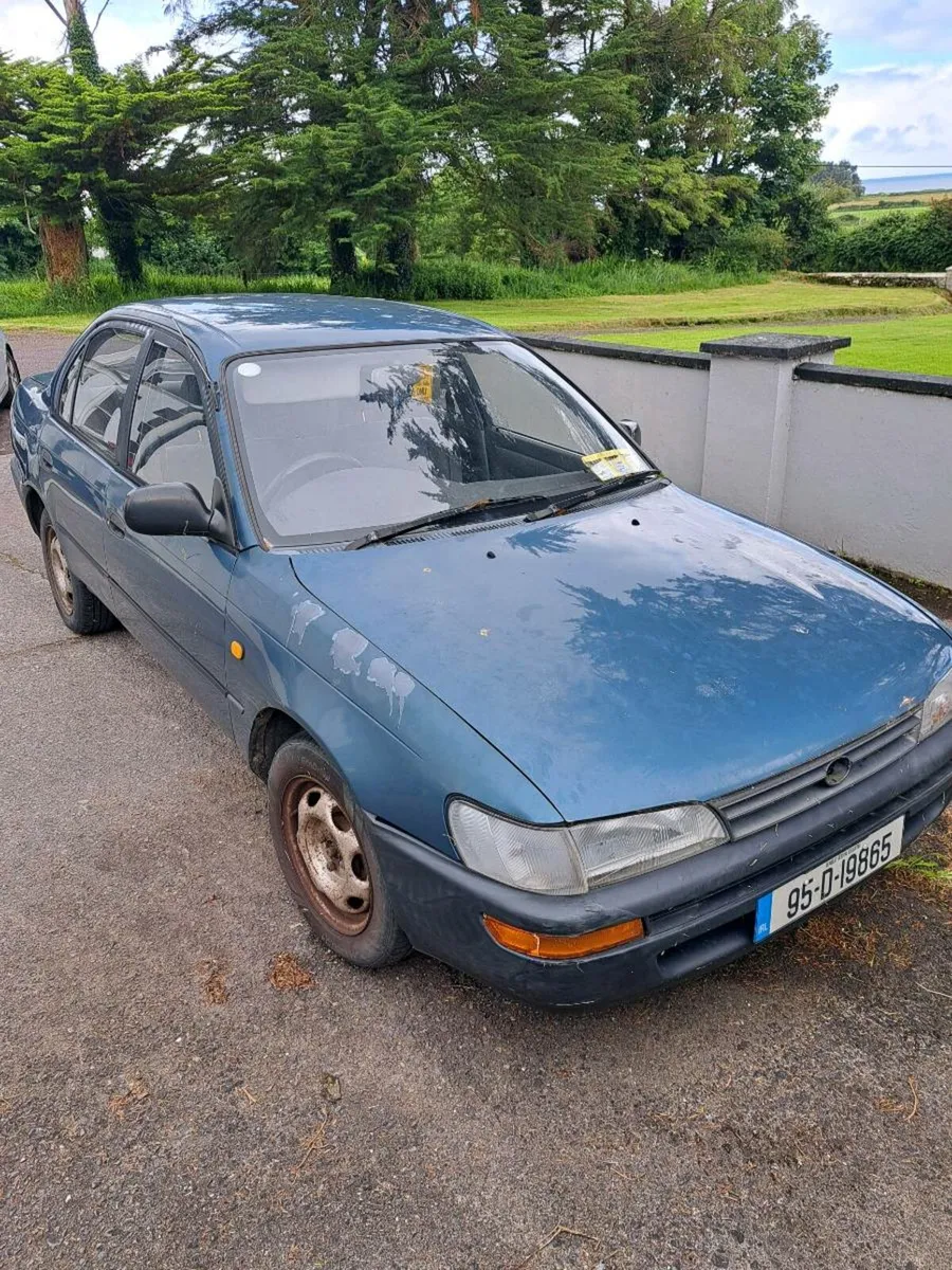 Toyota corolla - Image 1