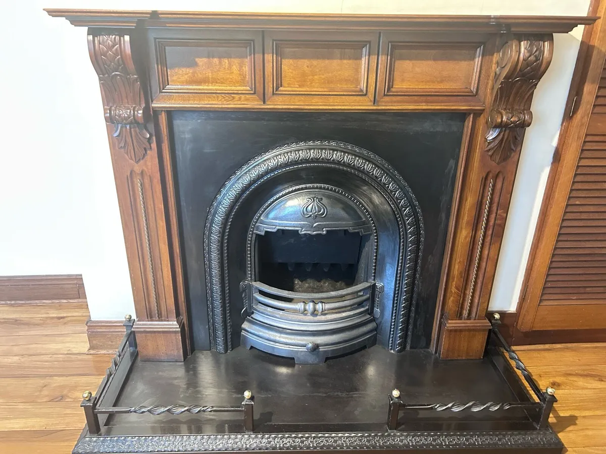 Fireplace and surrounding - Image 3