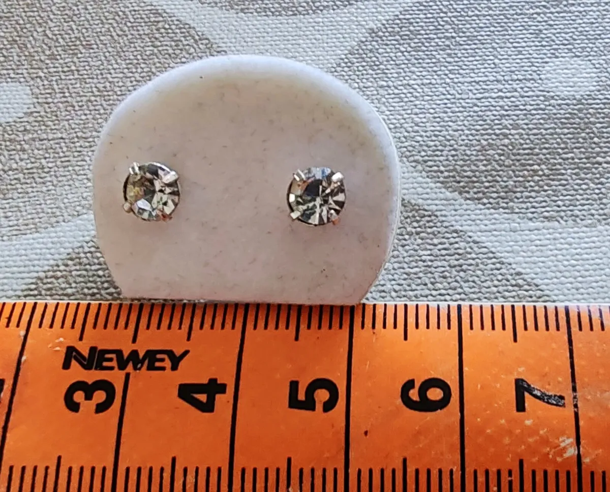 Earrings - Image 3