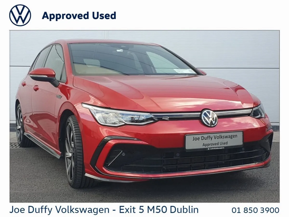 Volkswagen Golf 1.5 TSI 130HP R-line - Image 1