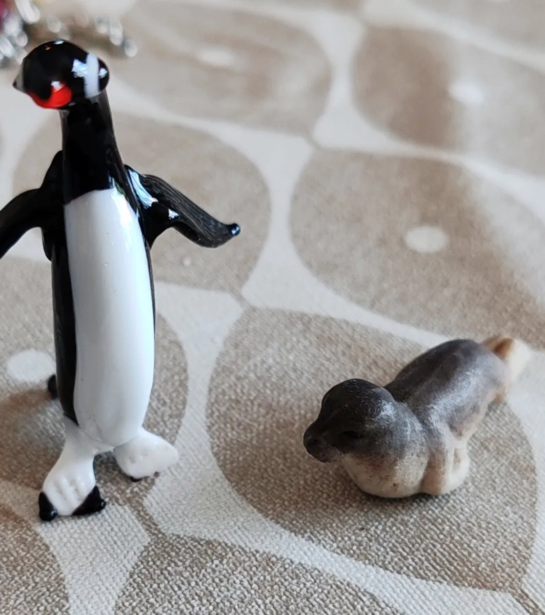 Retro glass penguin and seal - Image 1