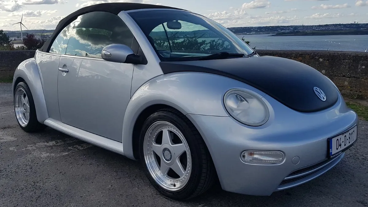2004 VW New Beetle Convertible - Image 2