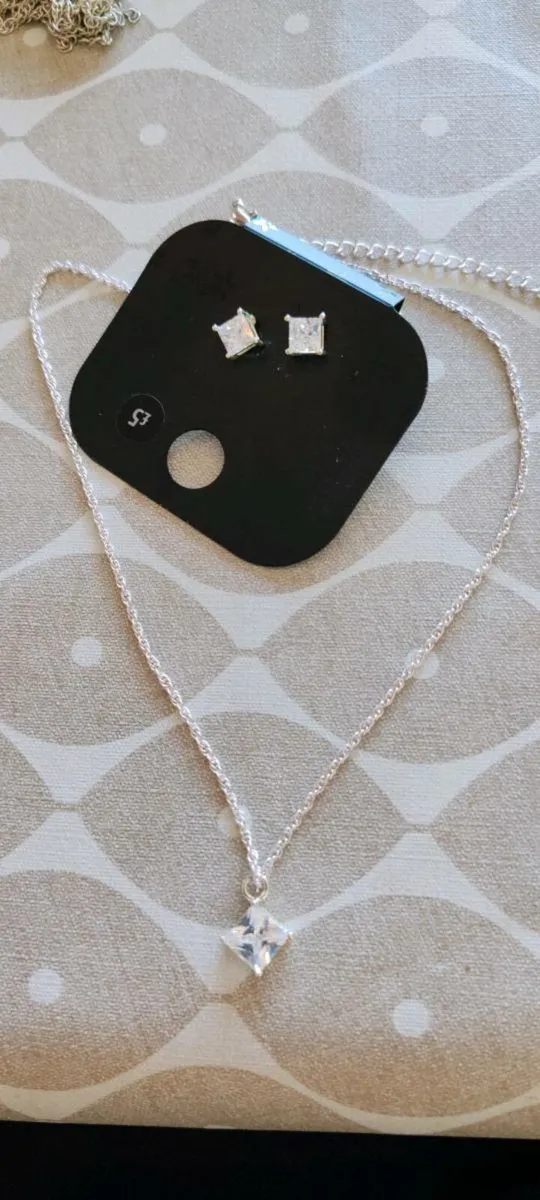 Silvertone pendant and earrings - Image 1