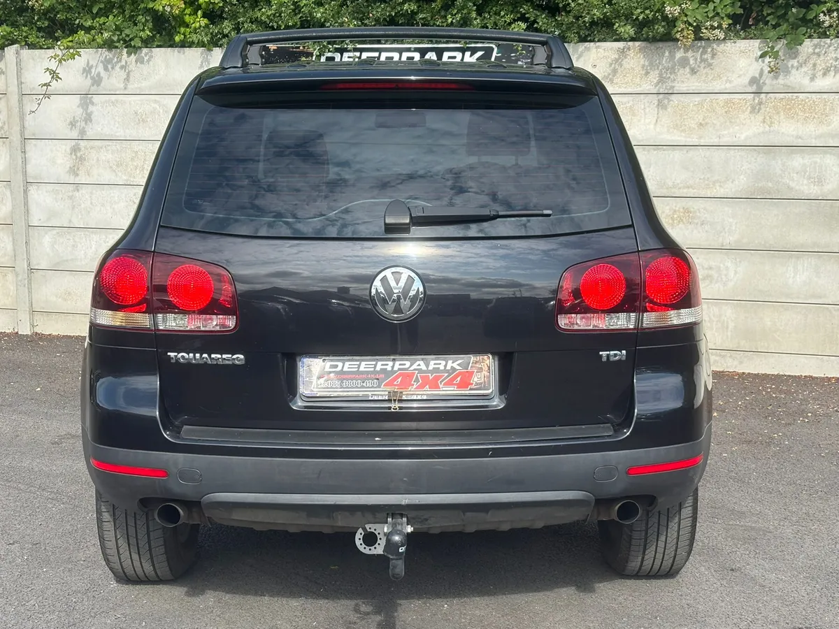 2009 Volkswagen Touareg 2.5 TDI R5 - Image 3