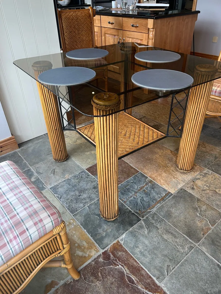 Dining Table and Chairs - Image 3