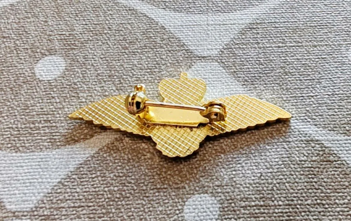 Retro style brooch - Image 3