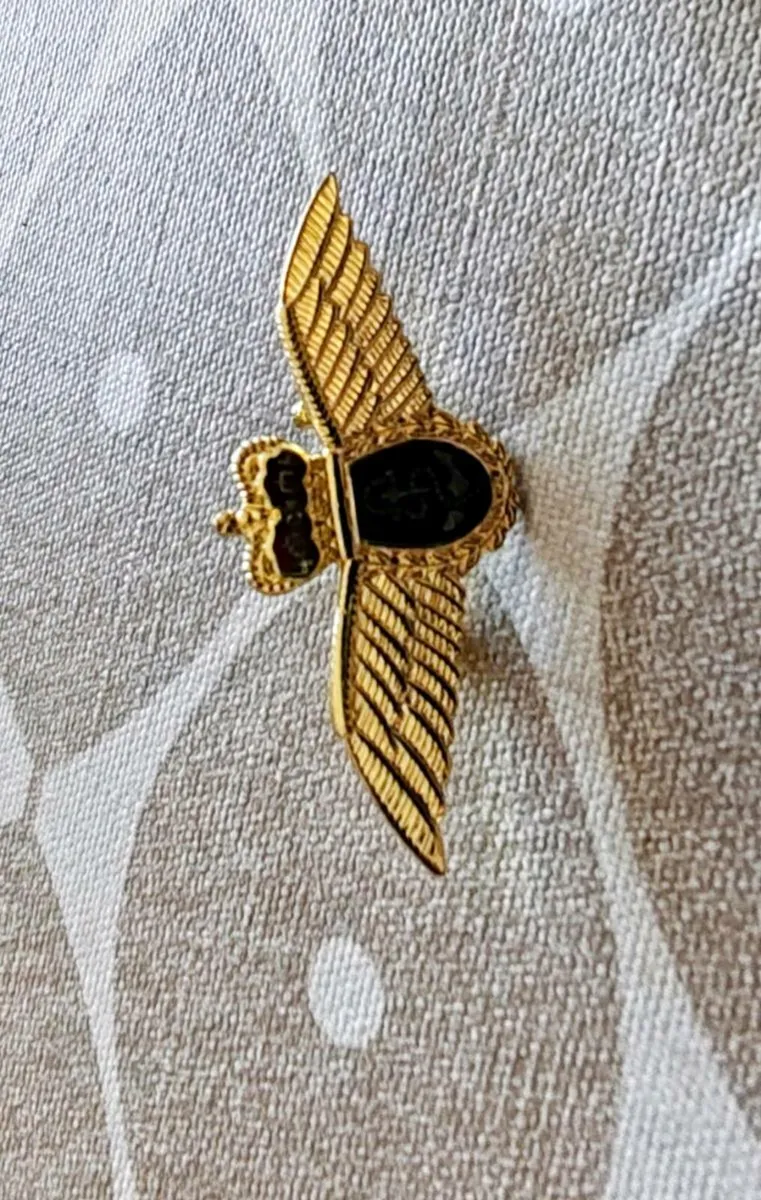 Retro style brooch - Image 4