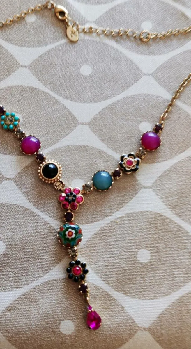 Retro style necklace - Image 2