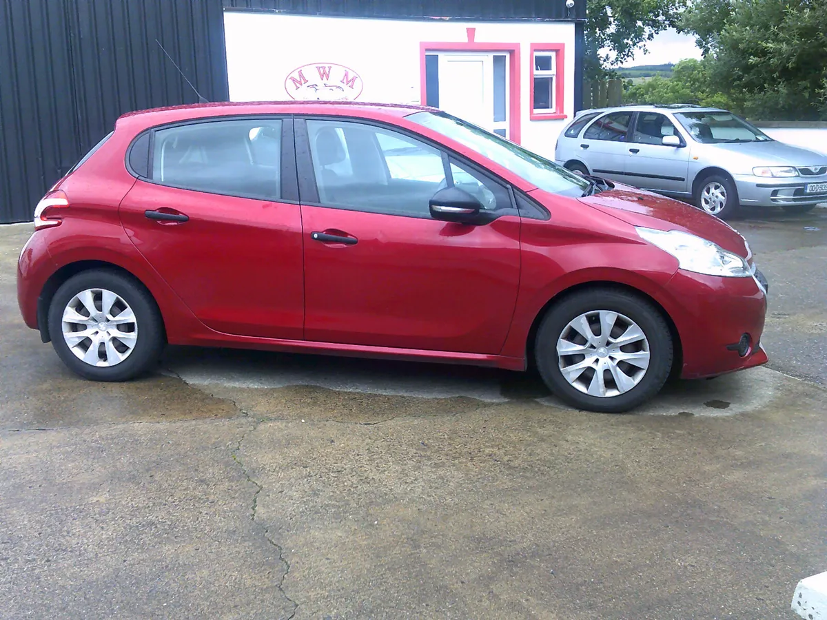 Peugeot 208 2014--LOW INSURANCE - Image 4