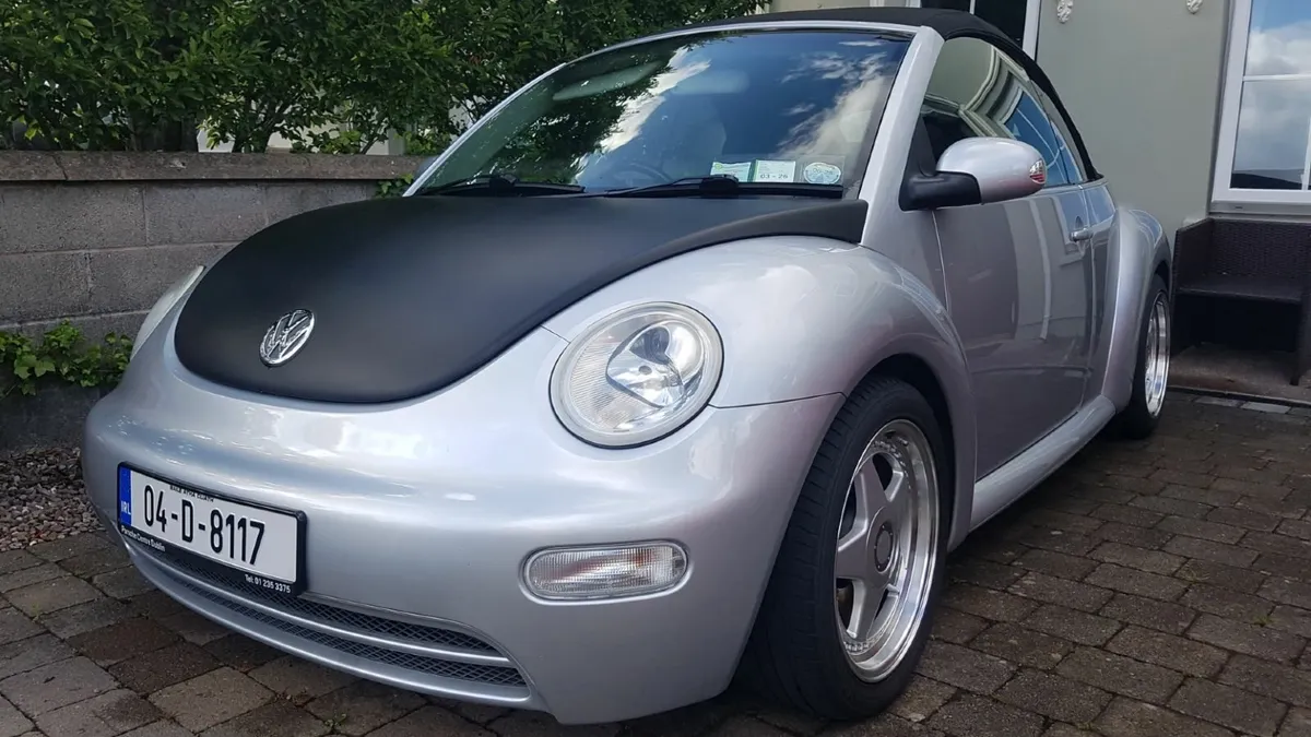 2004 VW New Beetle Convertible - Image 1