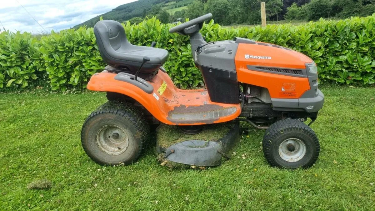HUSQVARNA RIDE ON WELL MINDED NEW DECK - Image 2