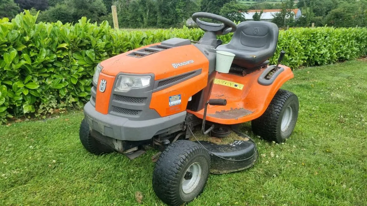 HUSQVARNA RIDE ON WELL MINDED NEW DECK - Image 4