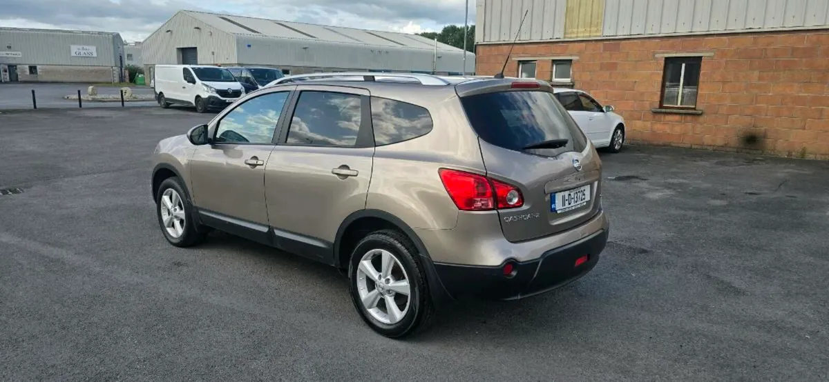 2011 Nissan Qashqai +2 2.0D 7 Seater - Image 4