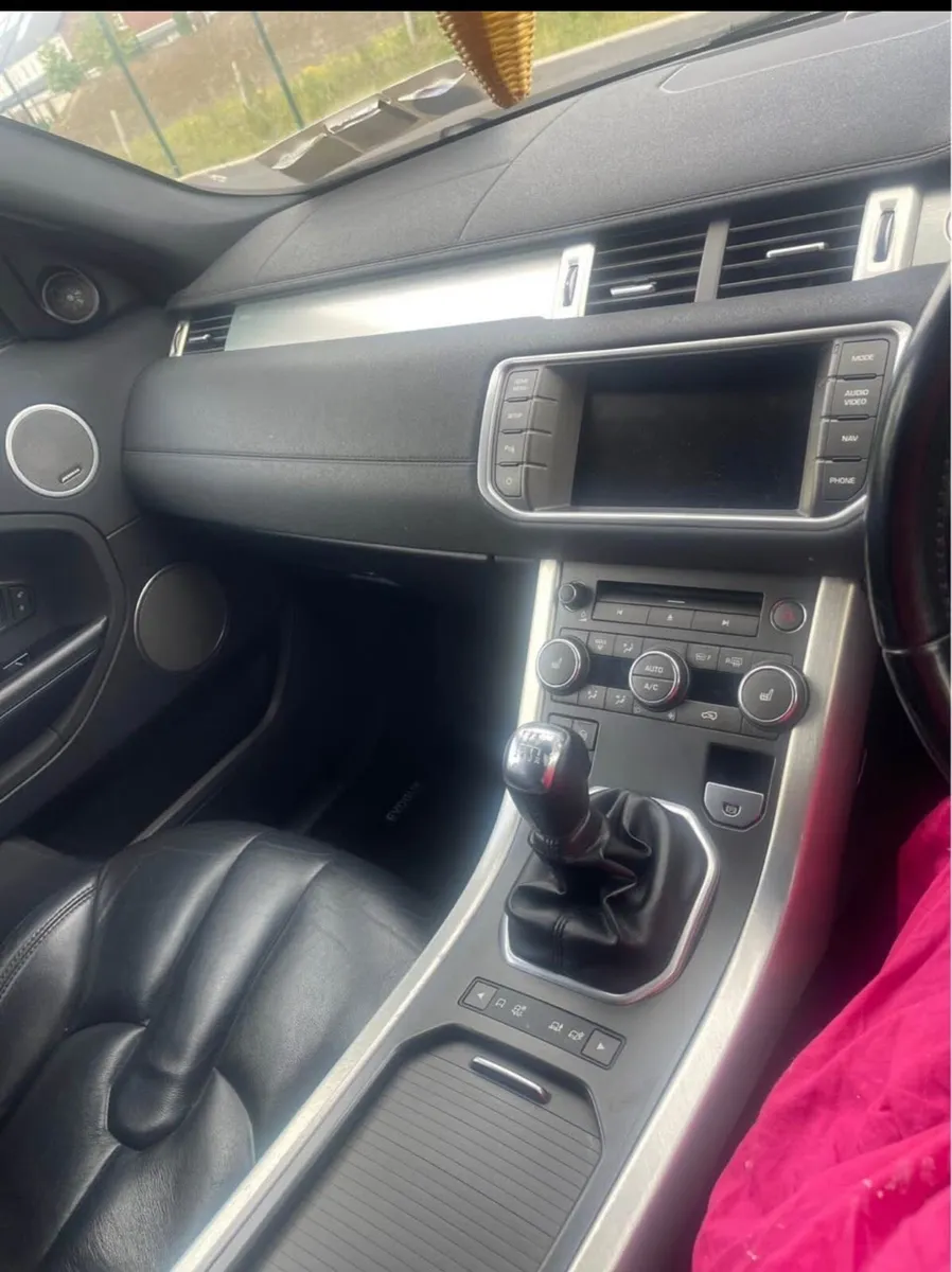 Range Rover Evoque - Image 4
