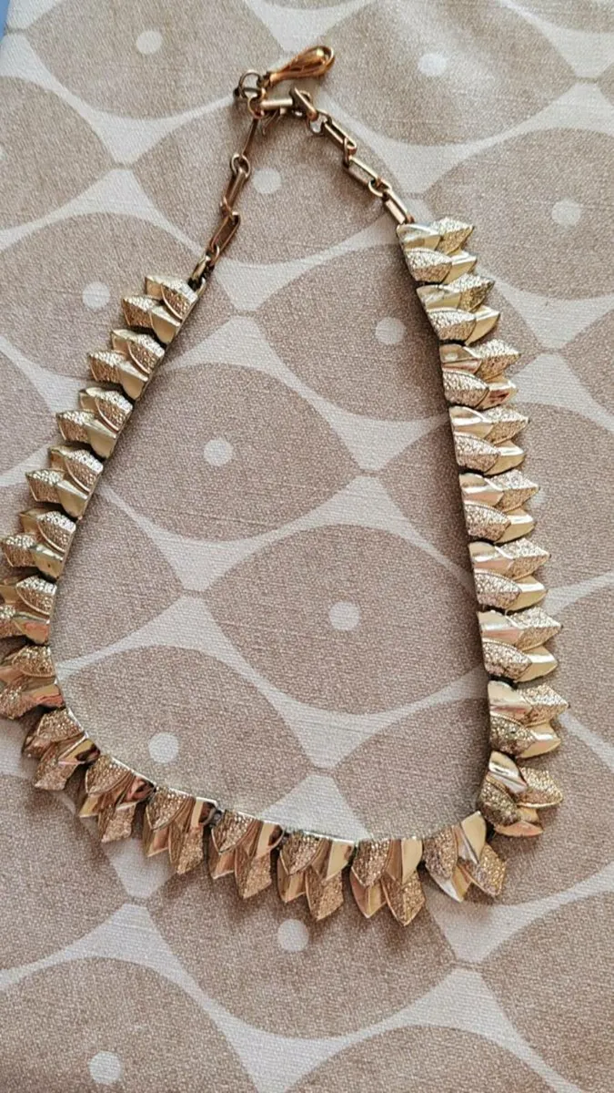 Retro necklace - Image 1