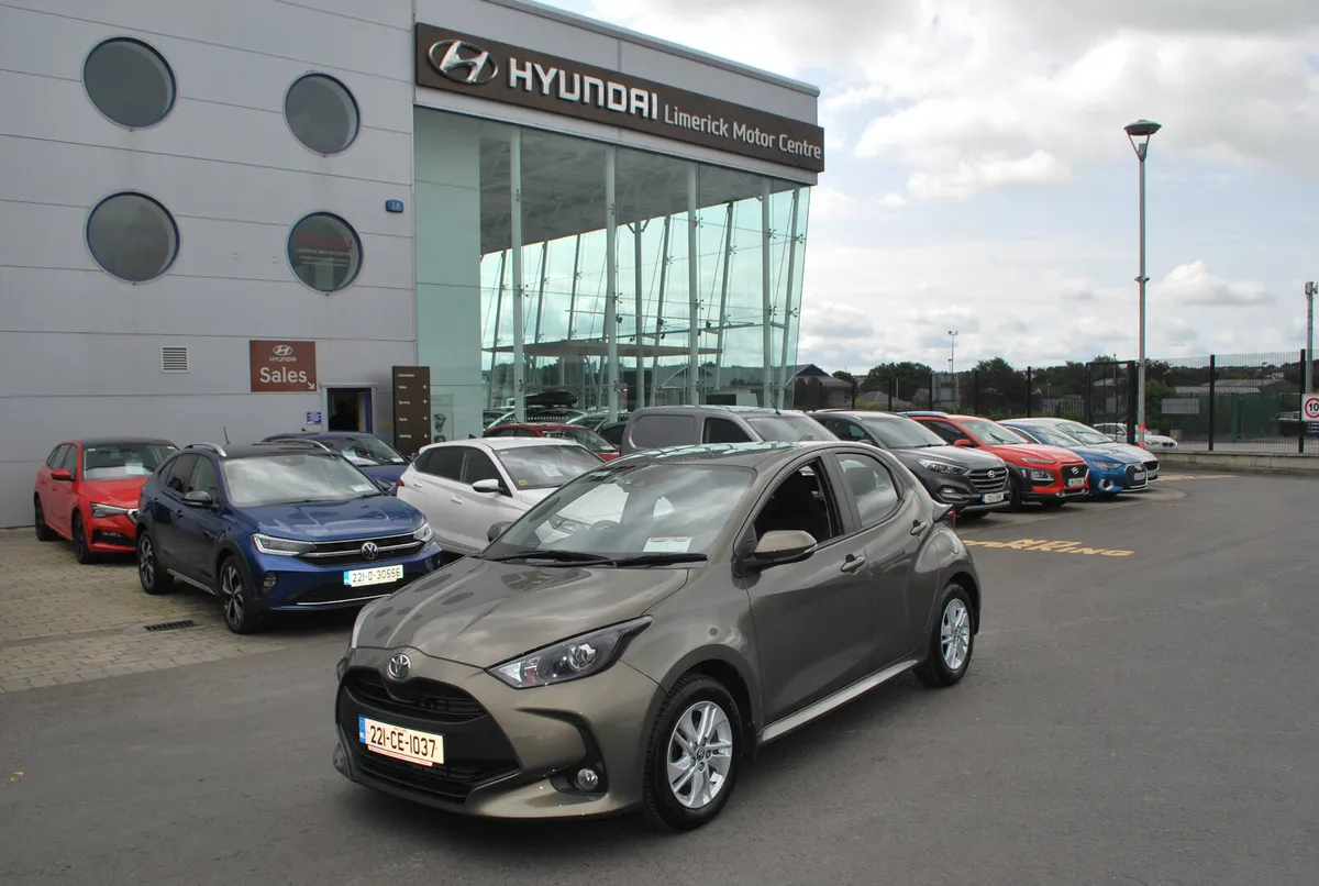 Toyota Yaris 2022 - Image 1