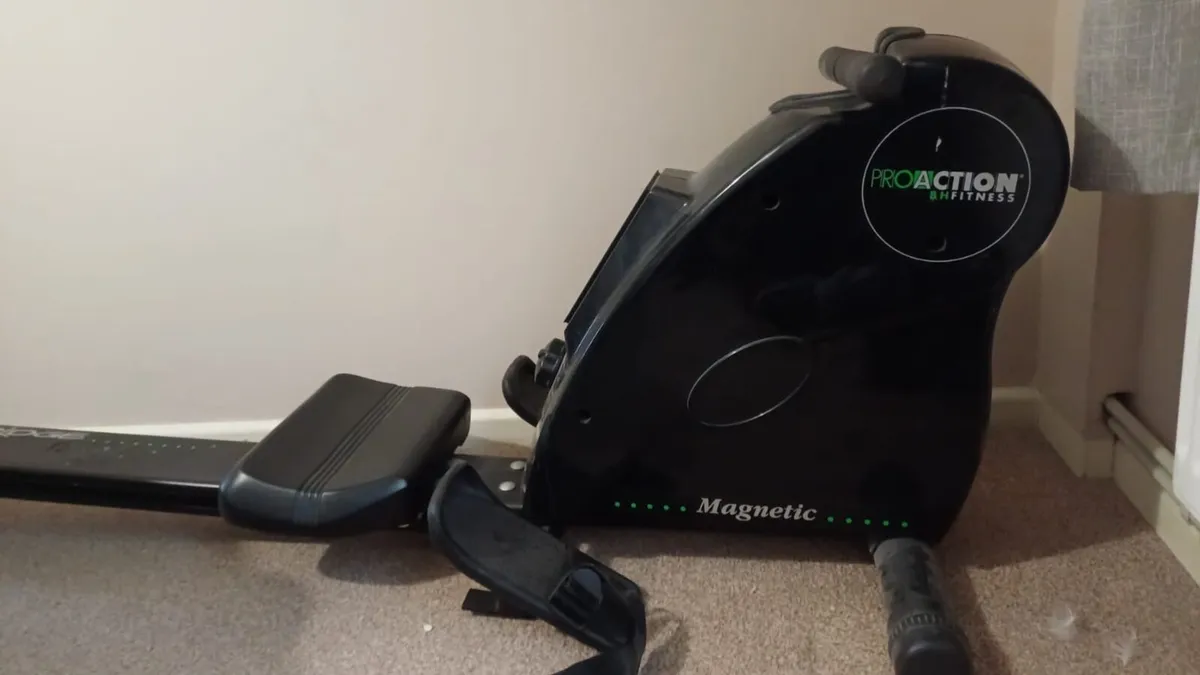Rowing machine - Image 2