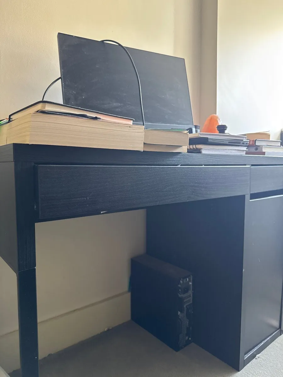 Free IKEA table Give away - Image 2