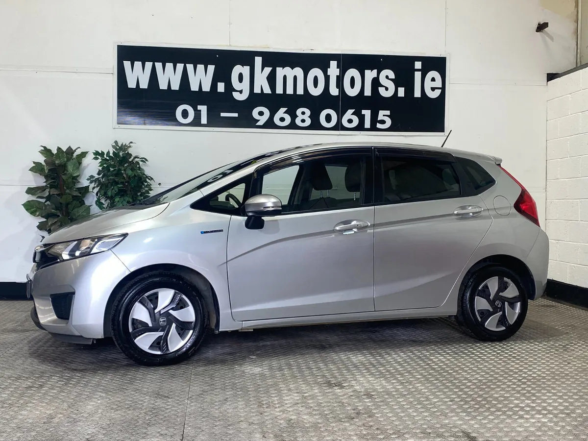 Honda Fit 2017///FINANCE AVAILABLE//// - Image 3