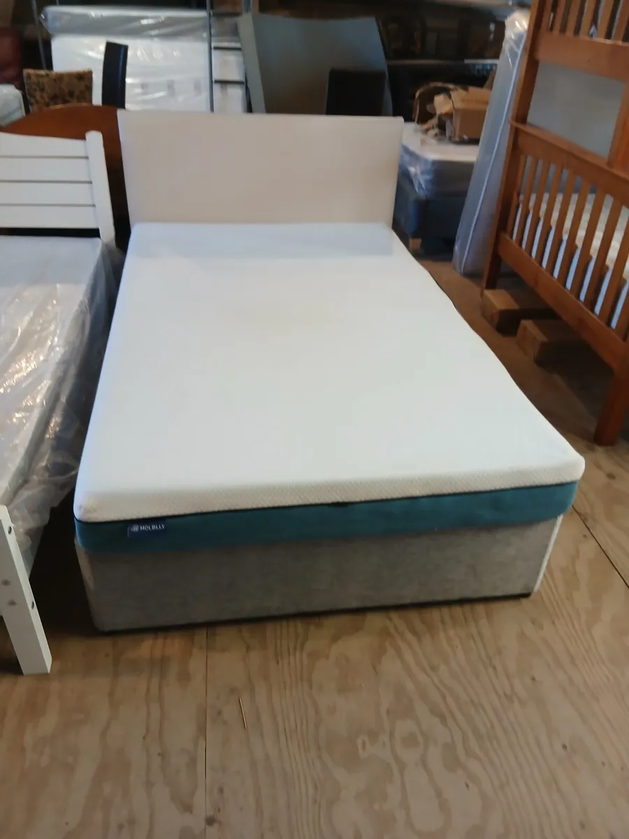 Beds - Image 1