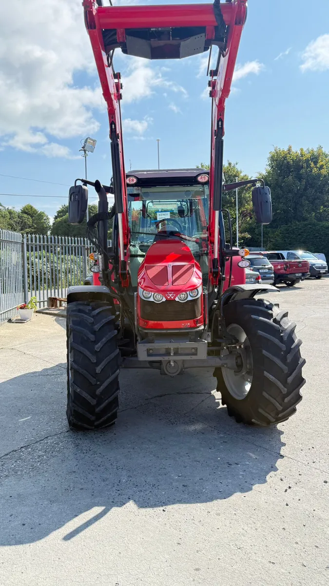 Massey Ferguson 5713 S Efficient - €69,000 + VAT - Image 4