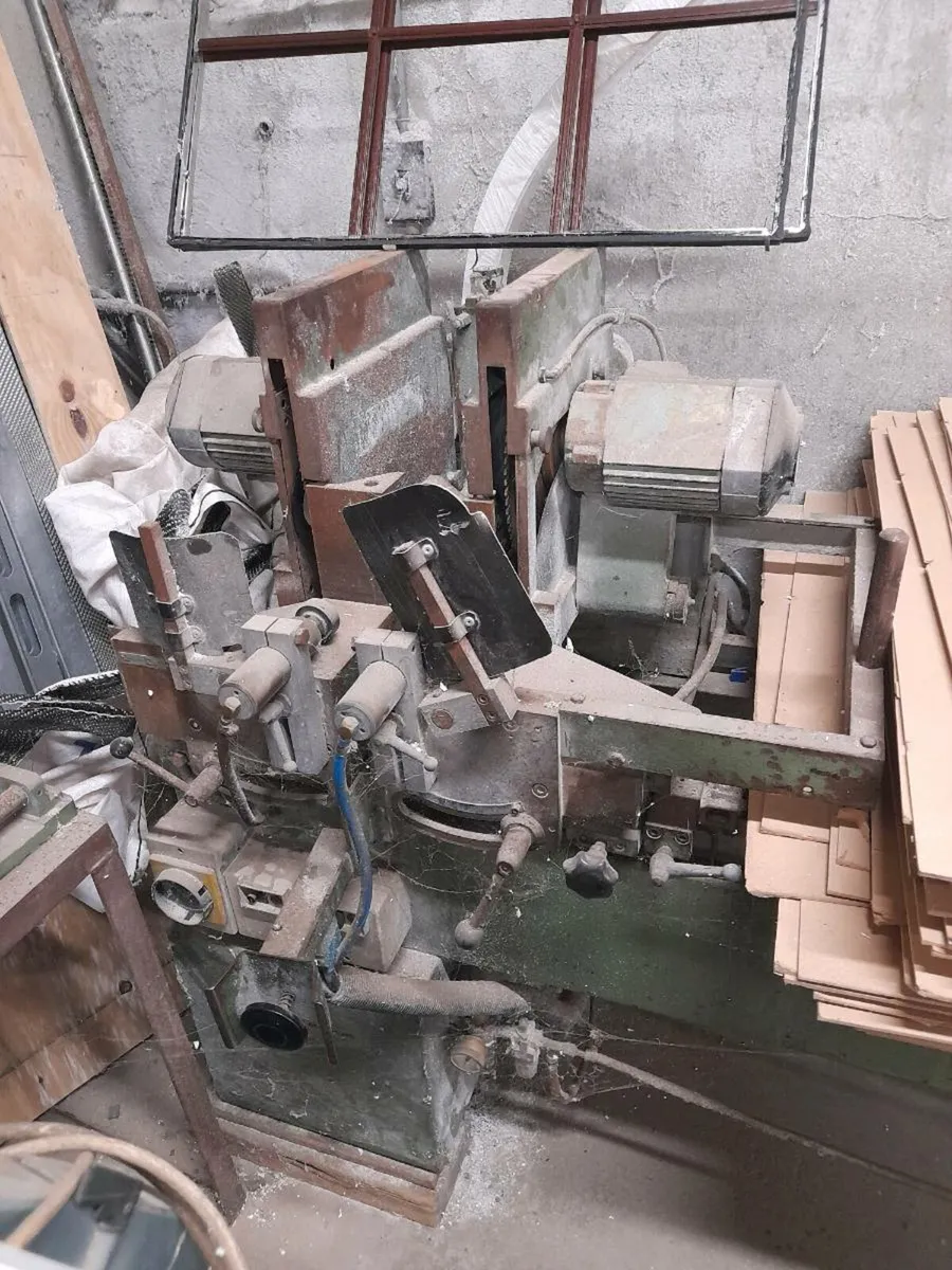 Alu plast double head saw.. - Image 3