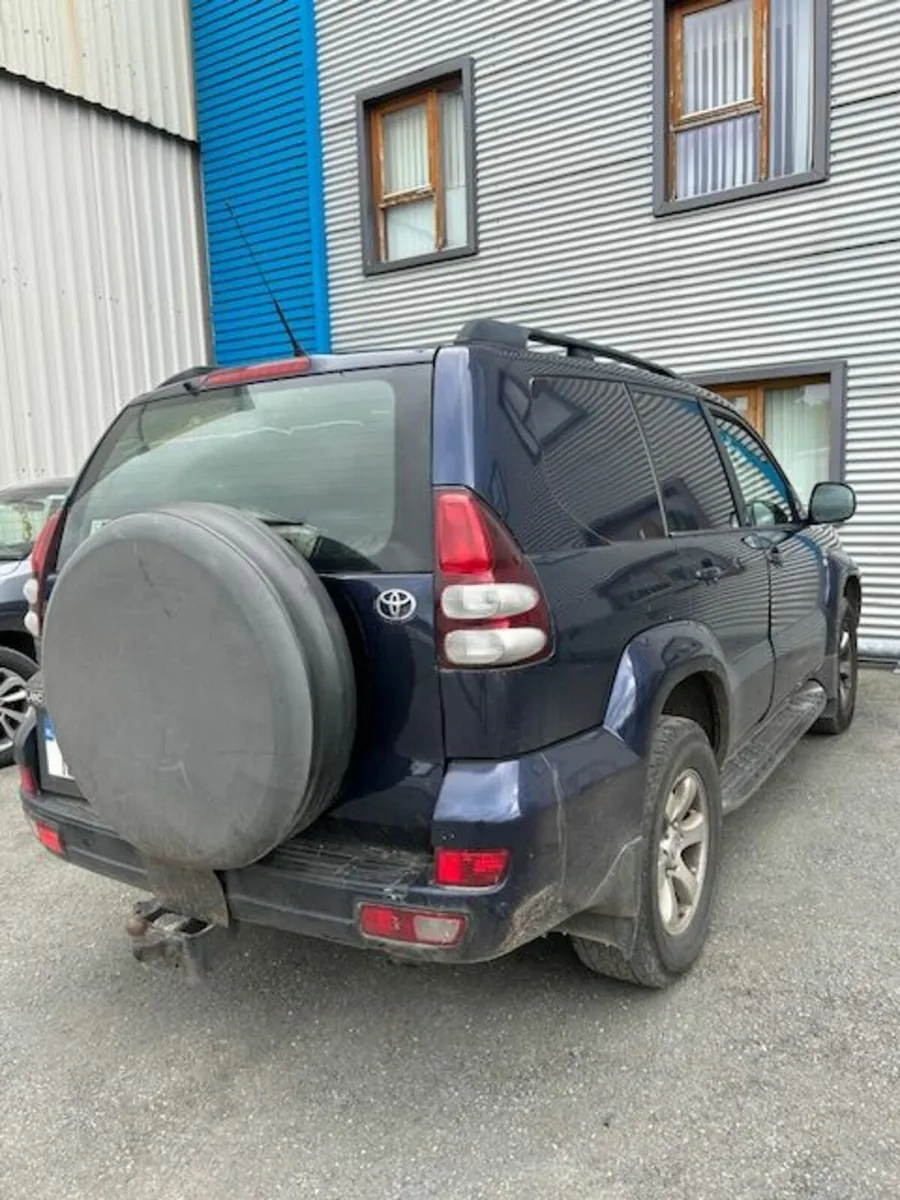 Toyota Land Cruiser 2006 - Image 2