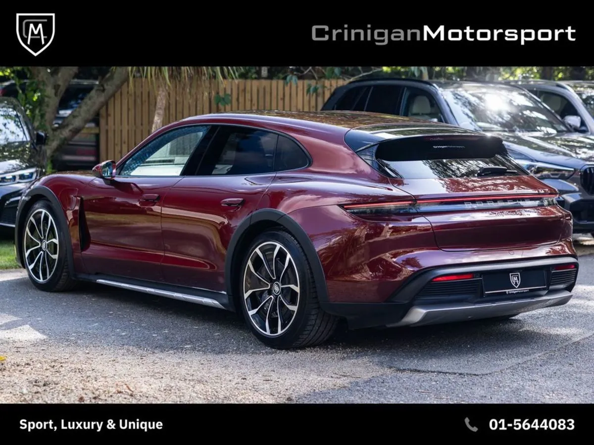 Porsche Taycan 4 Cross Turismo Performance Plus - Image 2