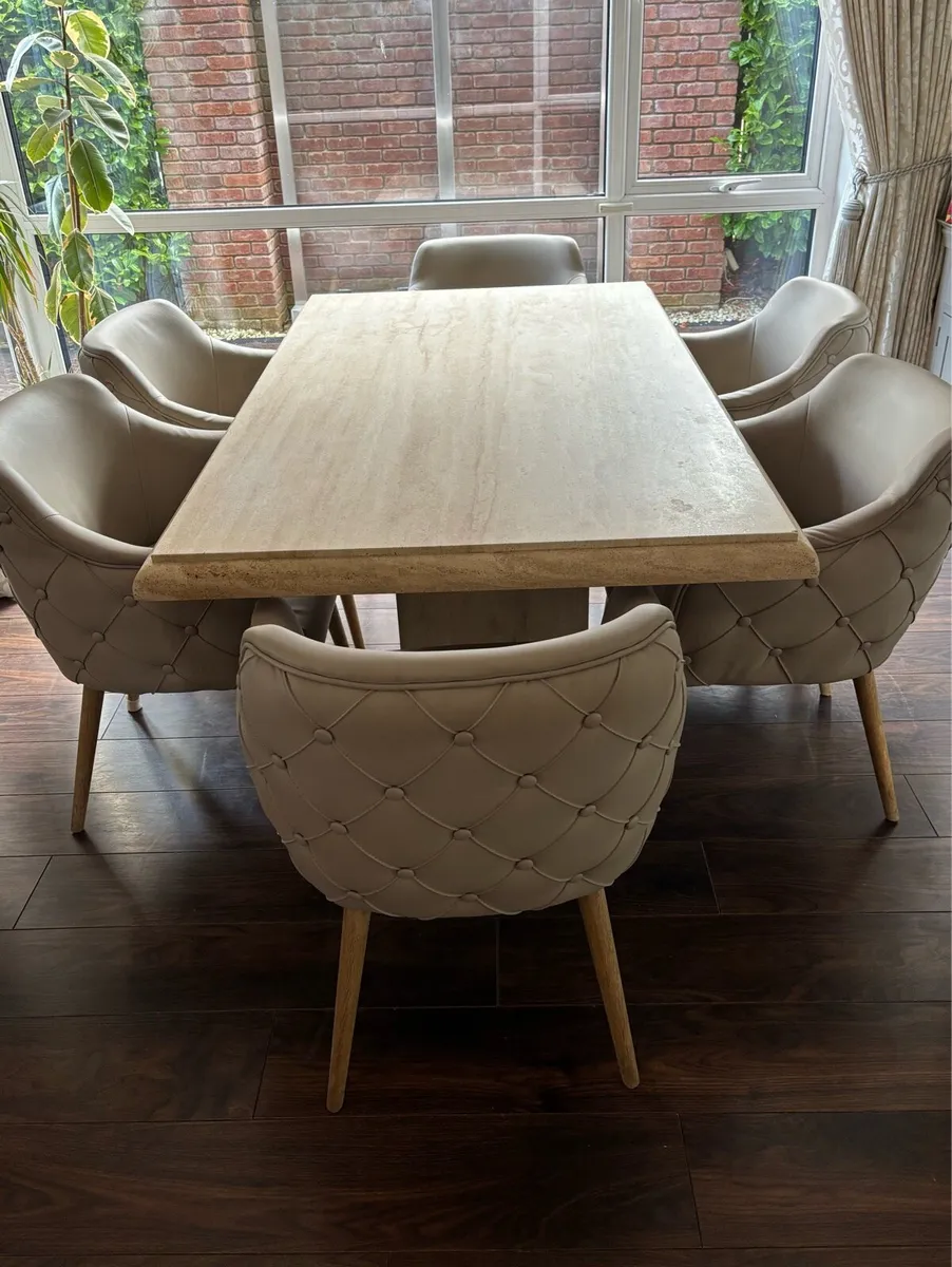 Marble kitchen table - Image 1