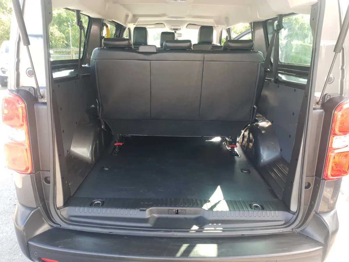Peugeot Expert 2020 9 seater - Image 3