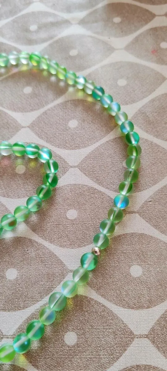 Green beaded necklace - Image 3