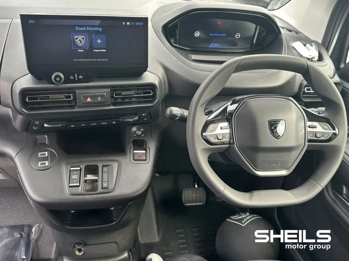 Peugeot Partner PRO Plus Automatic 1.5 Diesel  25 - Image 3