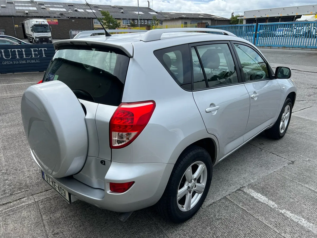 Toyota Rav 4 2.0 LOW KMS 1 Owner 4WD - Image 2