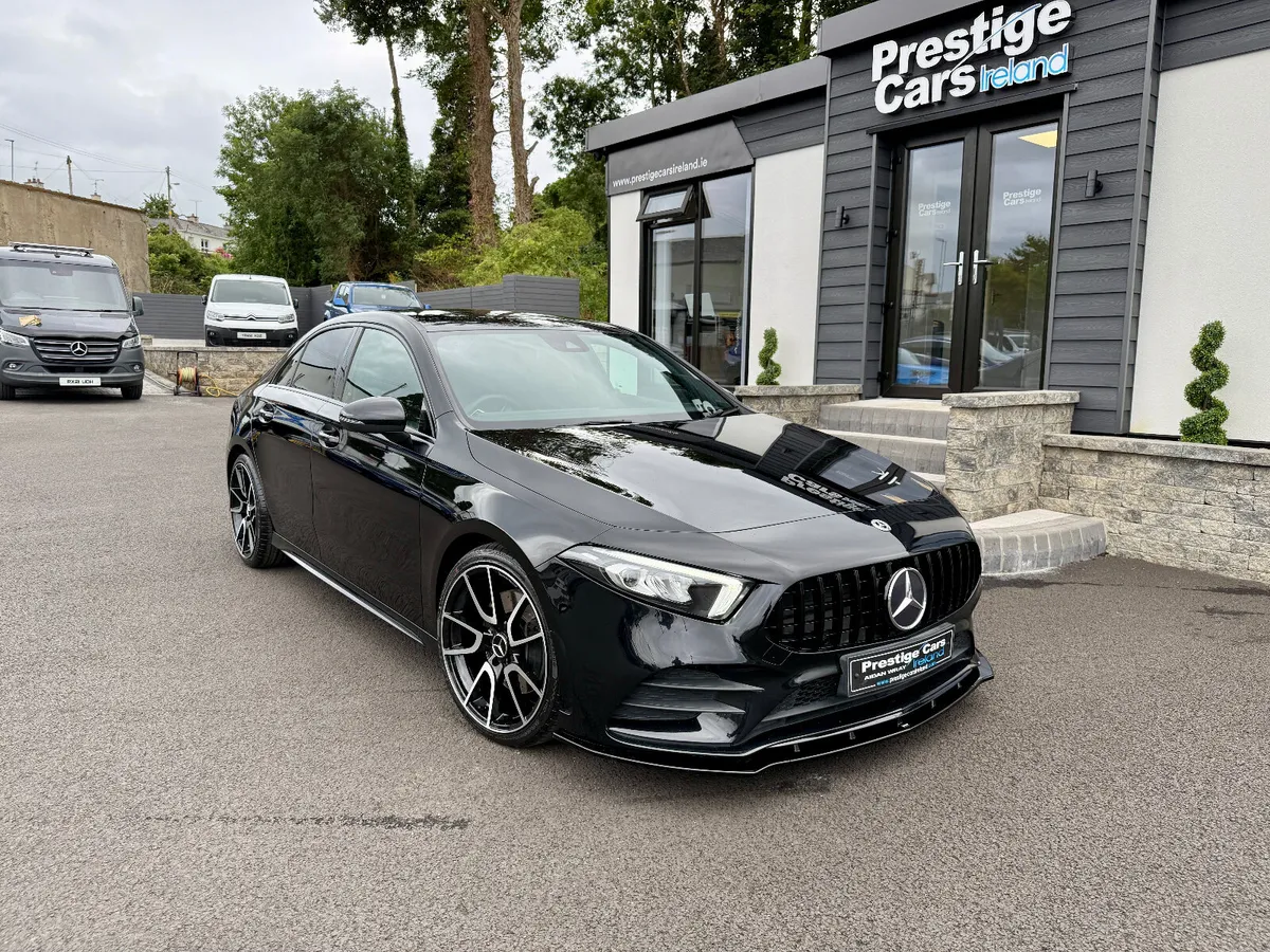 211 MERCEDES A220 CDI AMG LINE AUTO 190 BHP,SALOON - Image 4