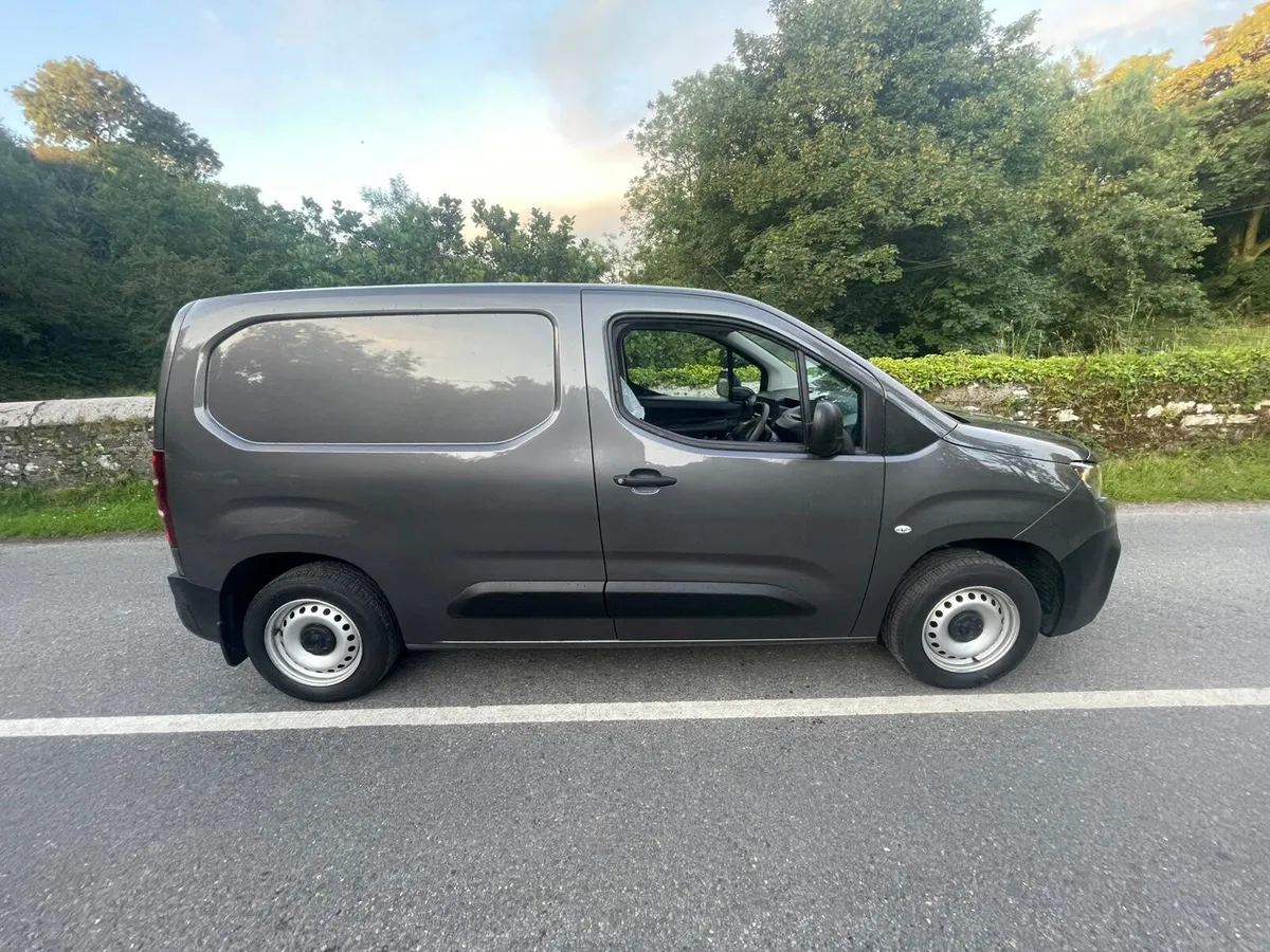 Peugeot Partner 1.6L 2019 Active BlueHDI - Image 4